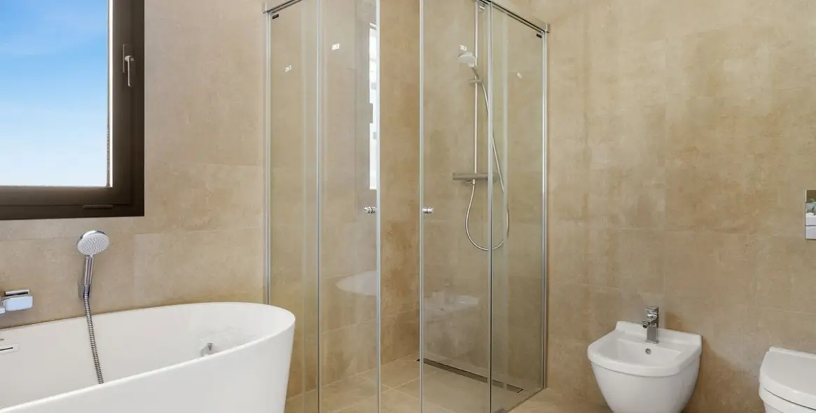 Venta de villa independiente en Benahavís 25