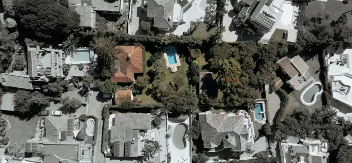 Venta de parcela residencial en Marbesa 2