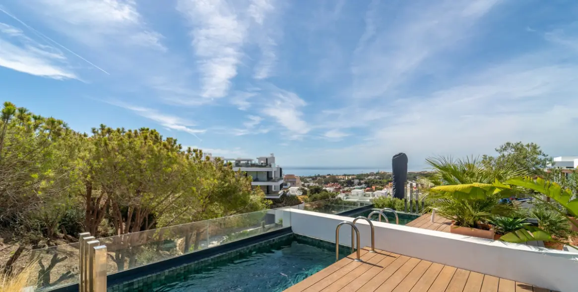 Venta de ático dúplex en Marbella 1