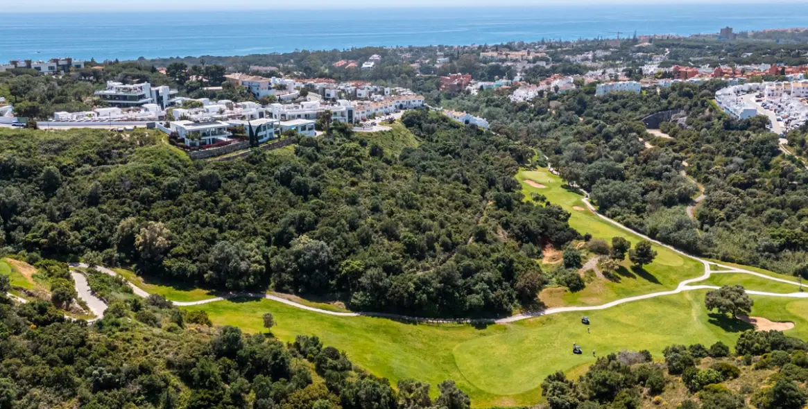 Продажа двухуровневого пентхауса в Marbella 31