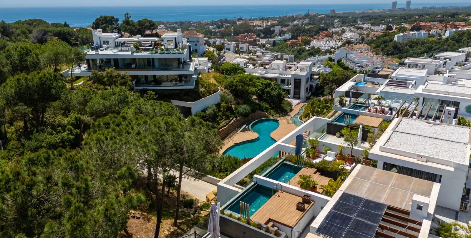 Sale of penthouse duplex in Marbella 28