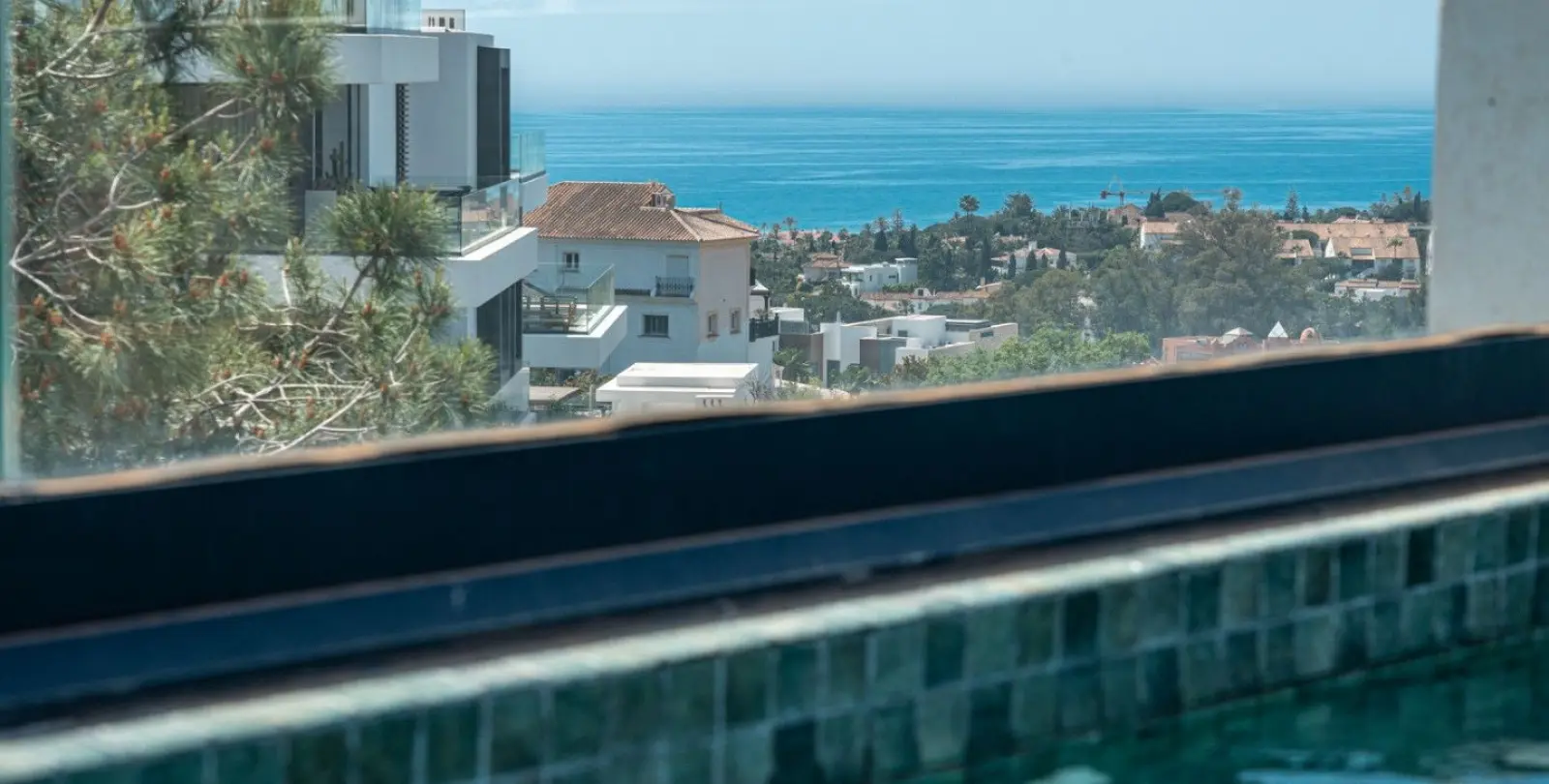 Sale of penthouse duplex in Marbella 36