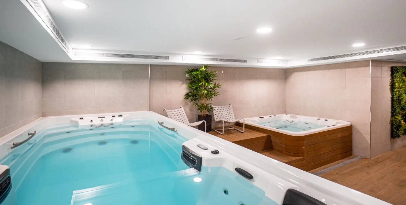 Sale of penthouse duplex in Marbella 45
