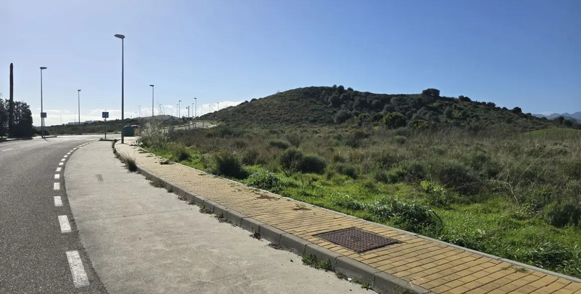 Venta de parcela residencial en La Cala de Mijas 11