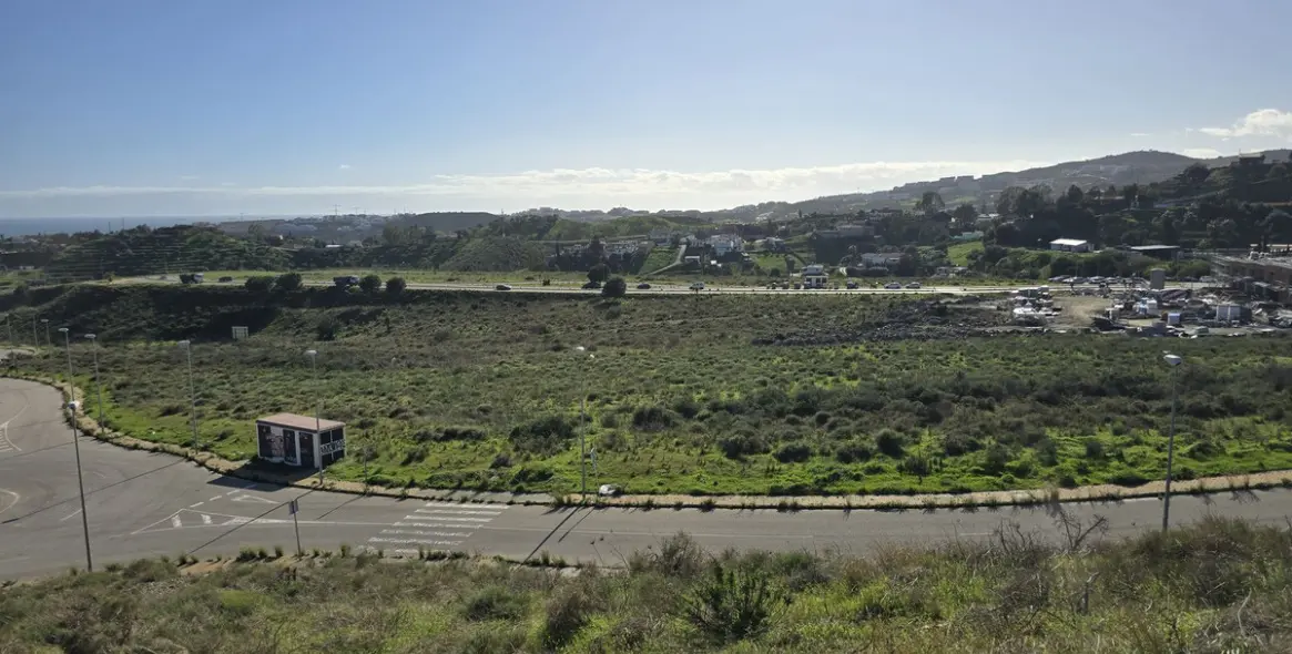 Venta de parcela residencial en La Cala de Mijas 17