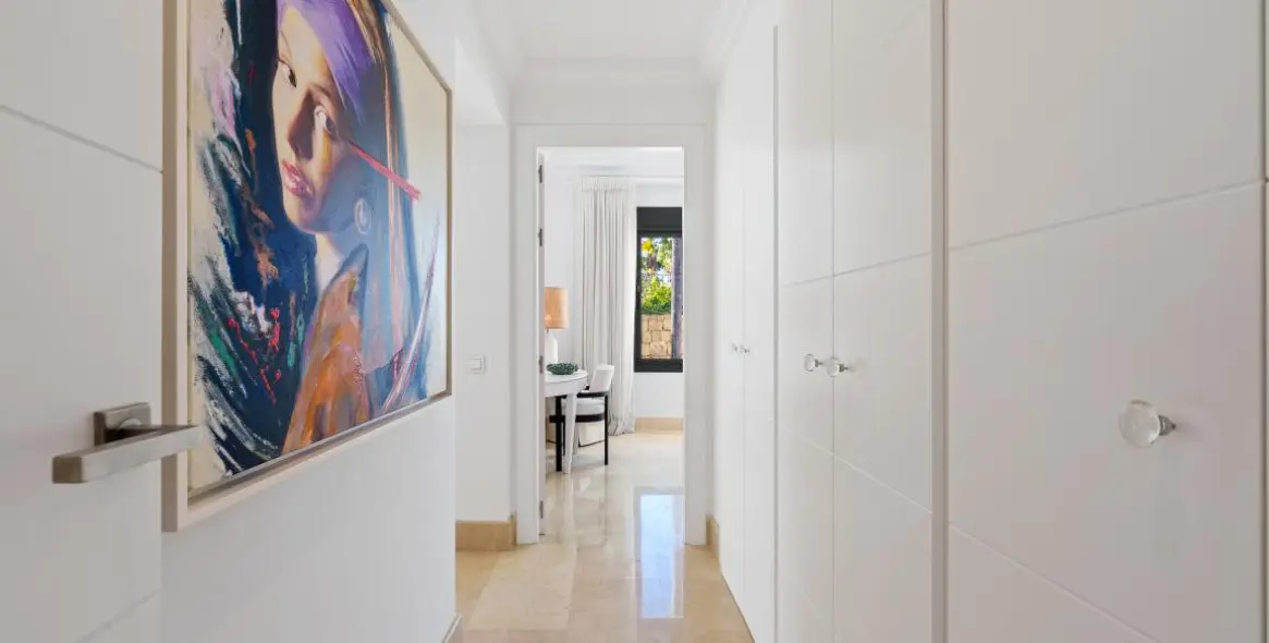 Venta de villa independiente en Nueva Andalucía 36