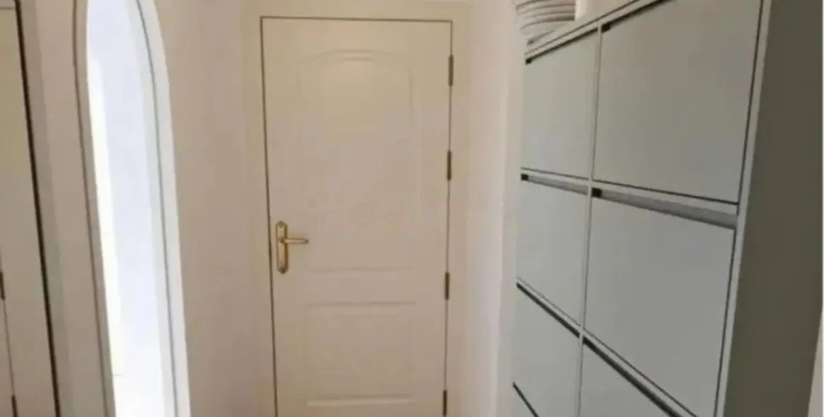 Sale of ground floor apartment in Estepona 11