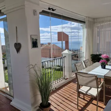 Продажа апартаментов на первом этаже в Calahonda