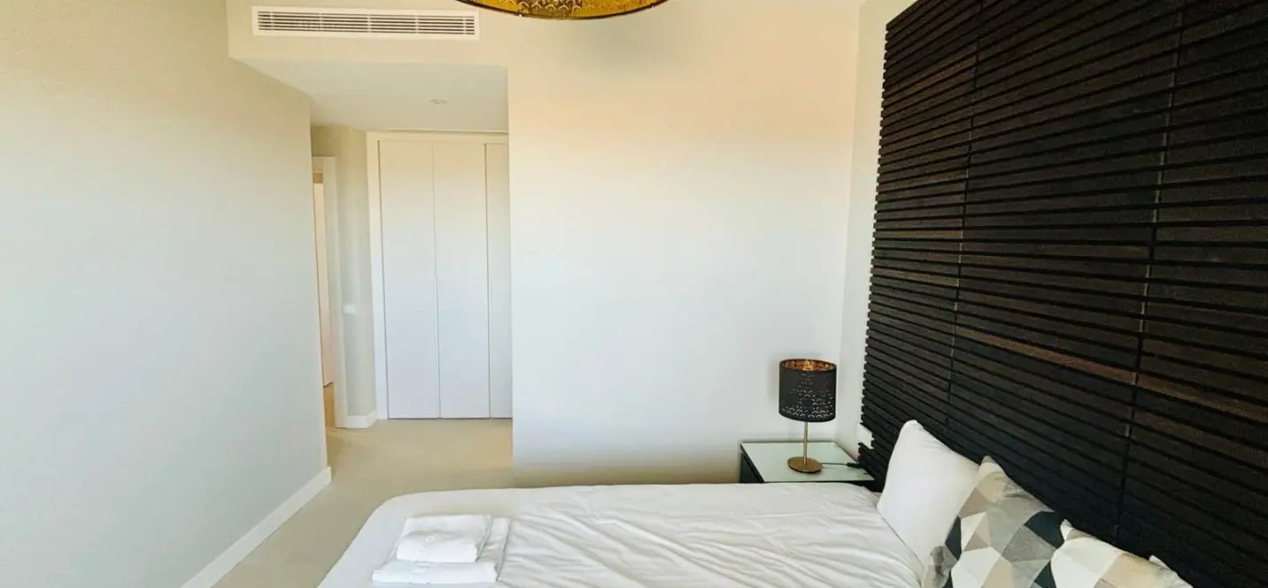 Sale of middle floor apartment in La Cala de Mijas 2