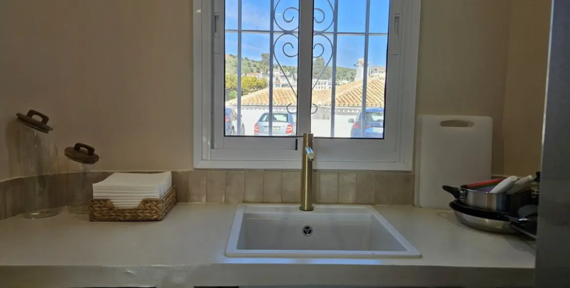 Продажа таунхауса в Calahonda 14