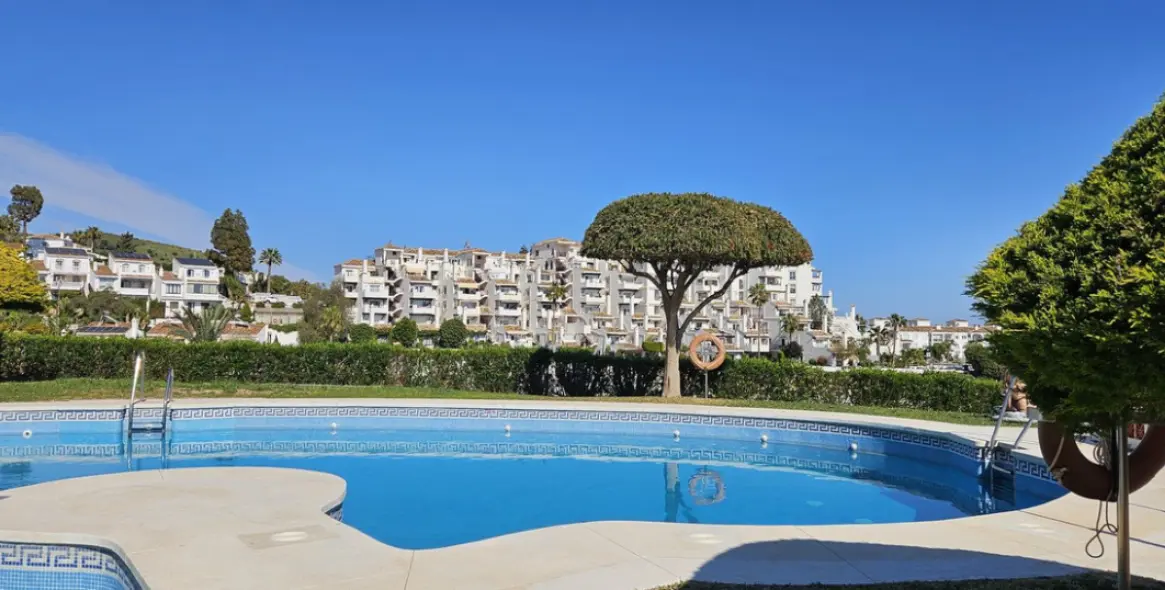 Продажа таунхауса в Calahonda 37