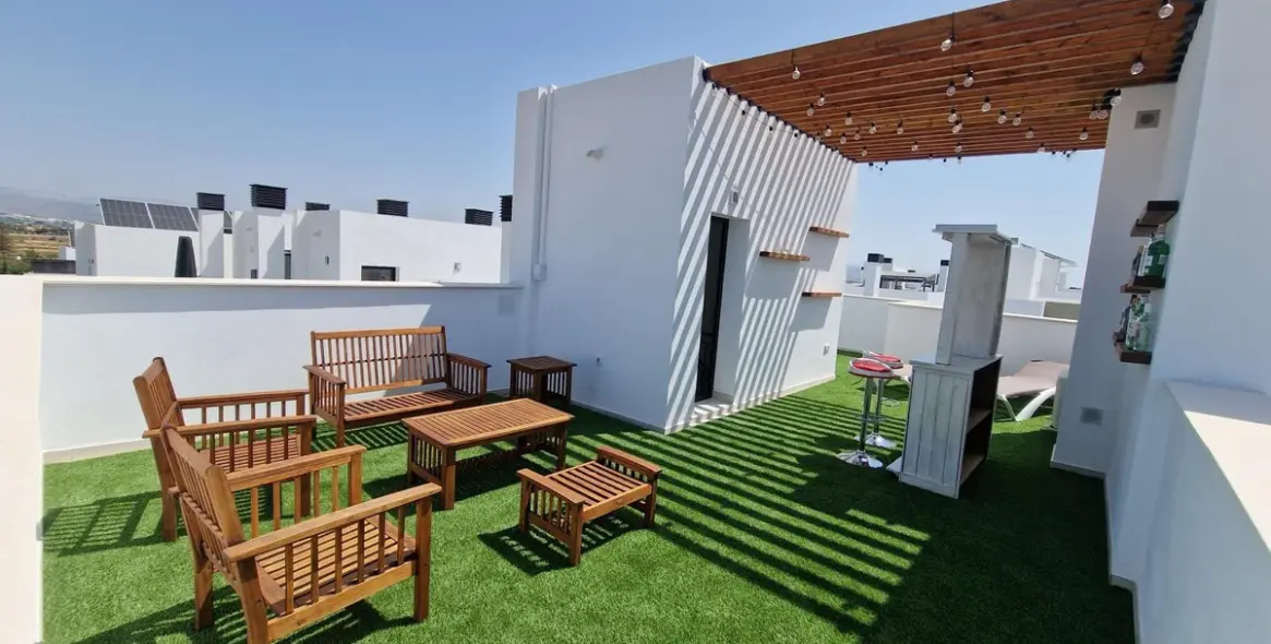 Продажа таунхауса в Alhaurín de la Torre 2