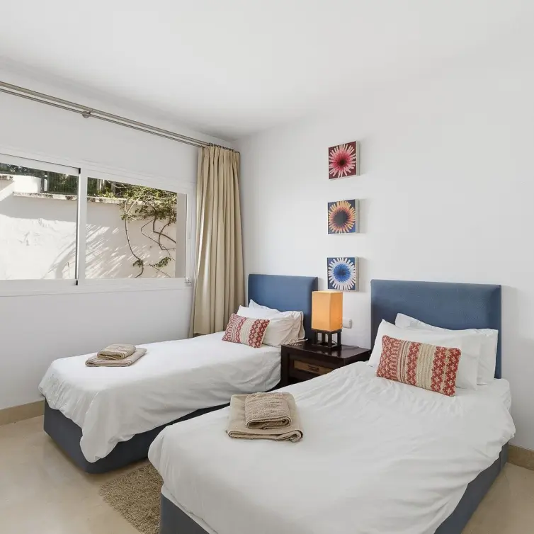 Venta de apartamento en planta baja en Nueva Andalucía