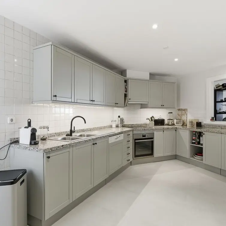 Venta de apartamento en planta baja en Nueva Andalucía