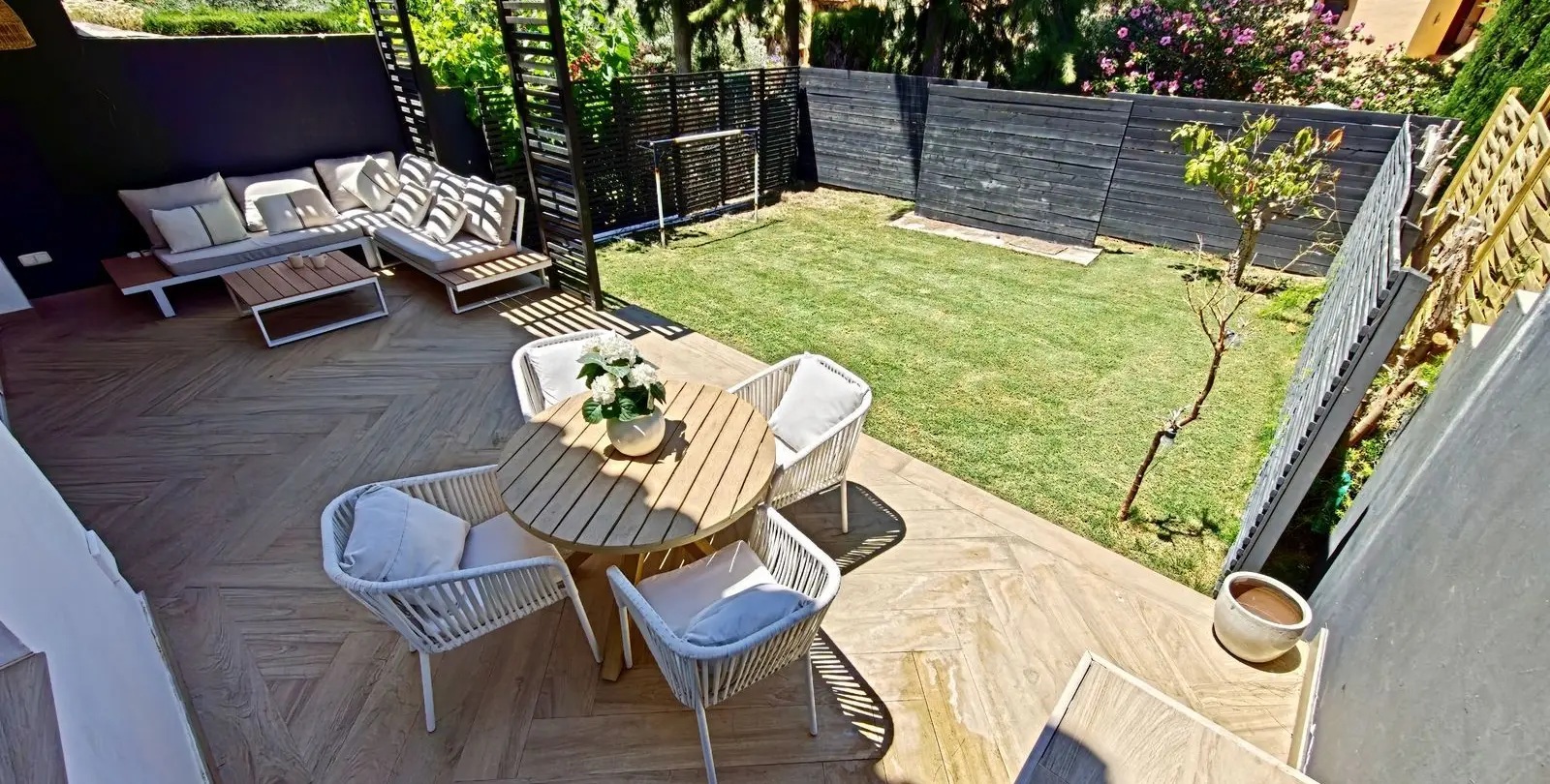 Sale of townhouse in Atalaya 7