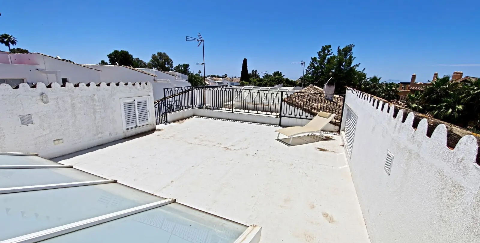 Sale of townhouse in Atalaya 26