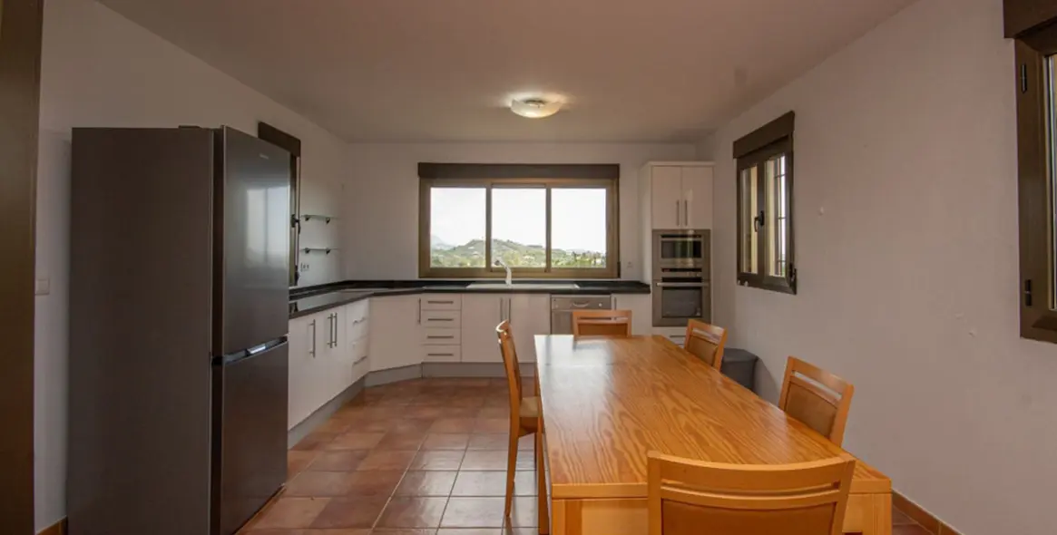 Продажа  отдельно стоящей виллы в La Cala de Mijas 4