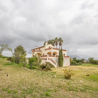 Продажа  отдельно стоящей виллы в La Cala de Mijas