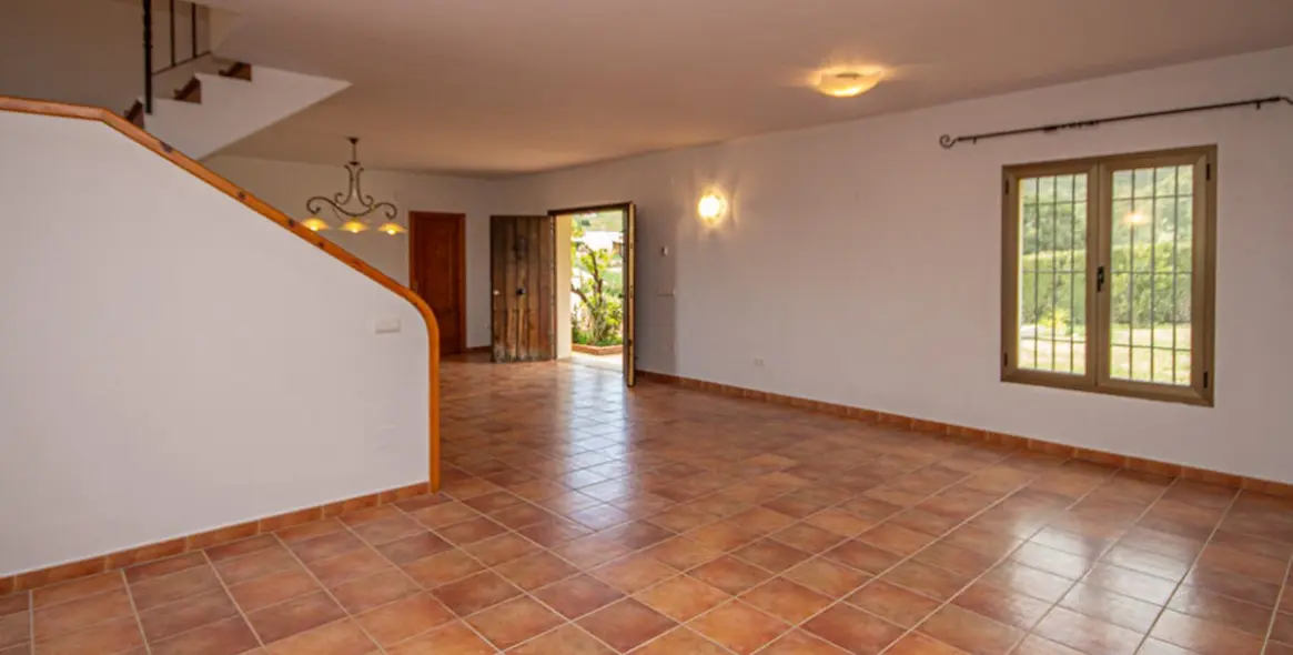 Продажа  отдельно стоящей виллы в La Cala de Mijas 9