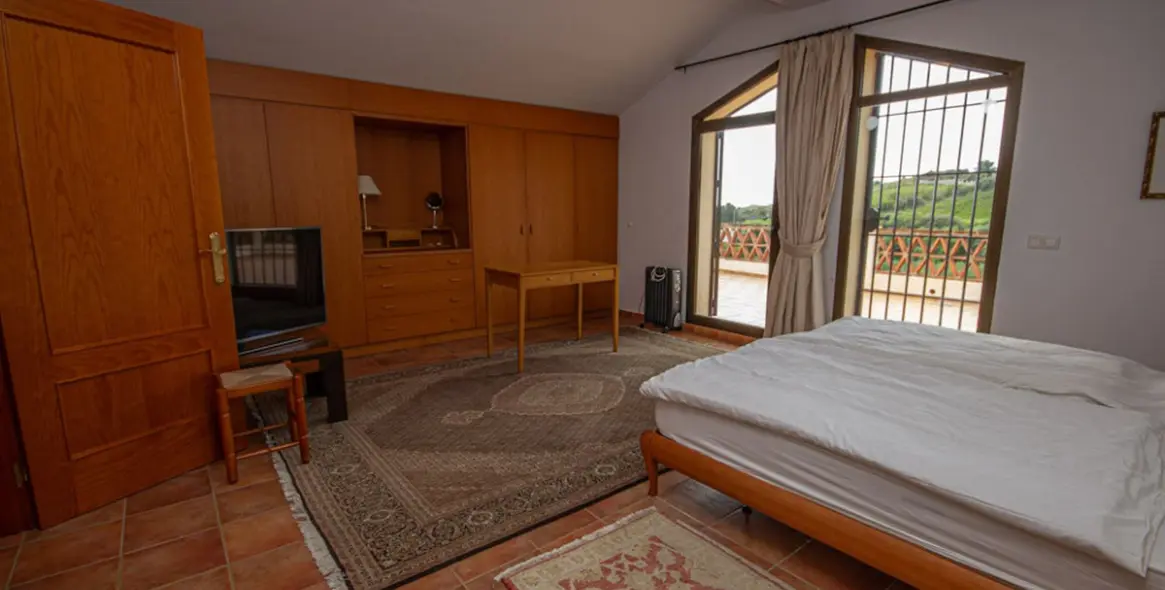 Продажа  отдельно стоящей виллы в La Cala de Mijas 15