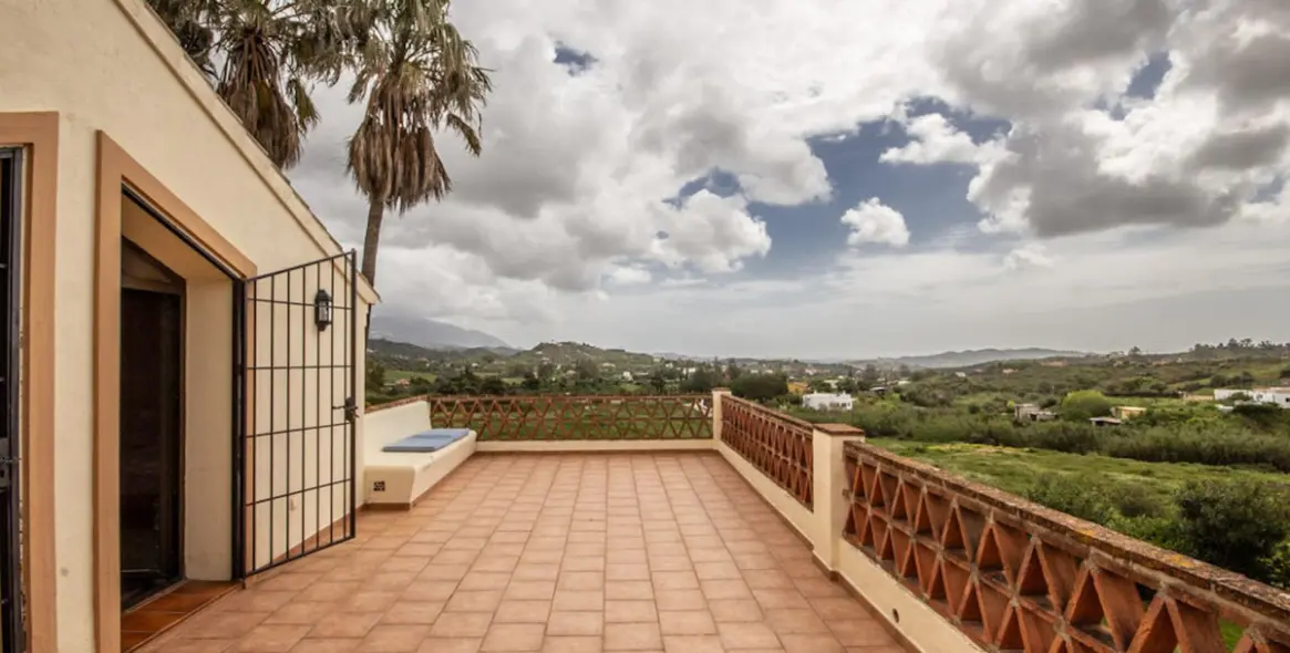 Продажа  отдельно стоящей виллы в La Cala de Mijas 18