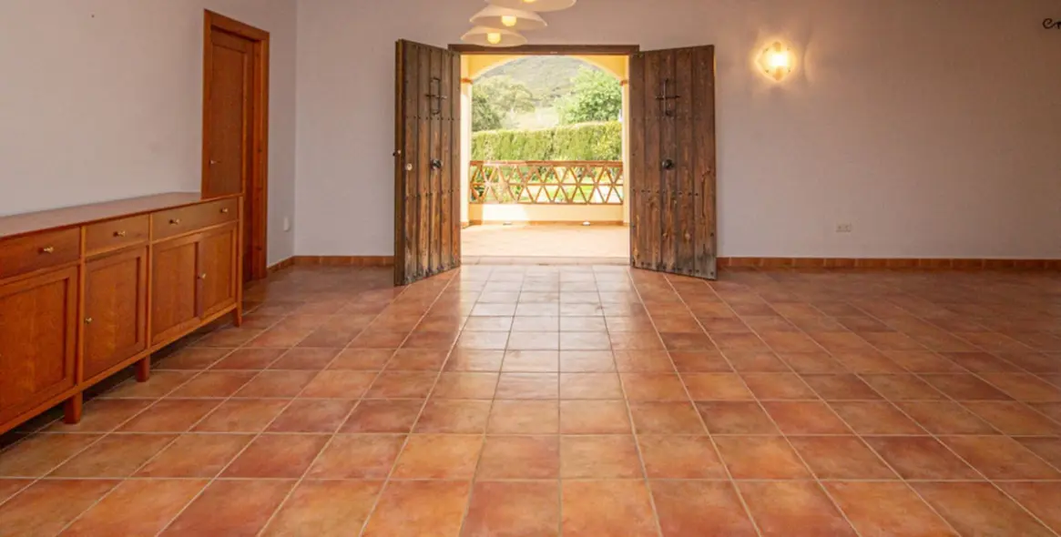 Продажа  отдельно стоящей виллы в La Cala de Mijas 23