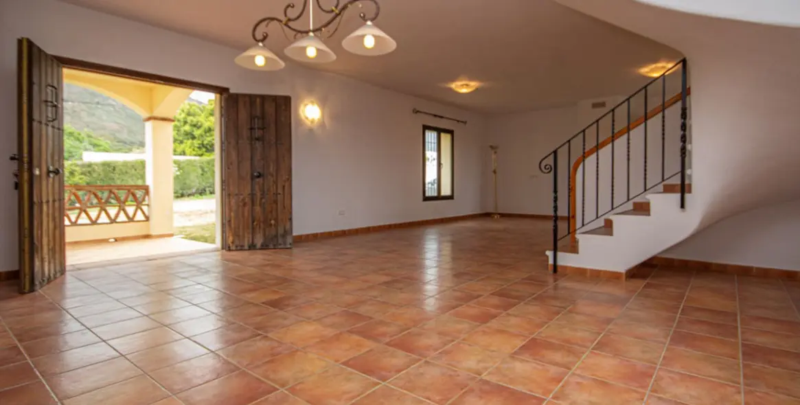 Продажа  отдельно стоящей виллы в La Cala de Mijas 24