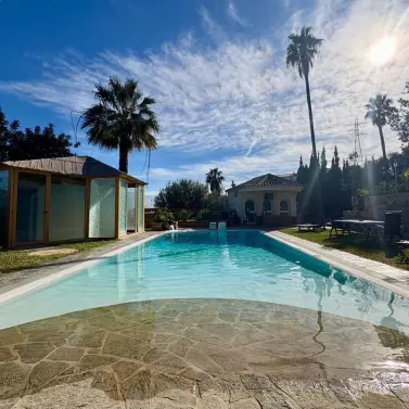 Продажа  отдельно стоящей виллы в Torreblanca