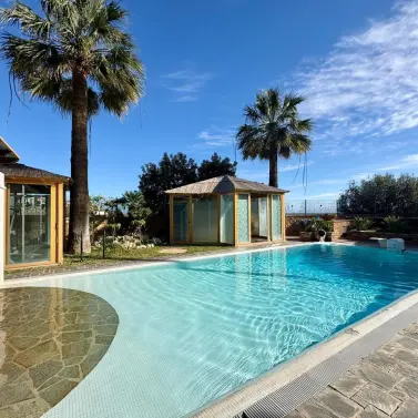 Продажа  отдельно стоящей виллы в Torreblanca