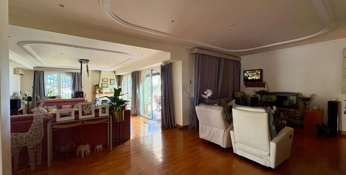 Продажа  отдельно стоящей виллы в Torreblanca 16