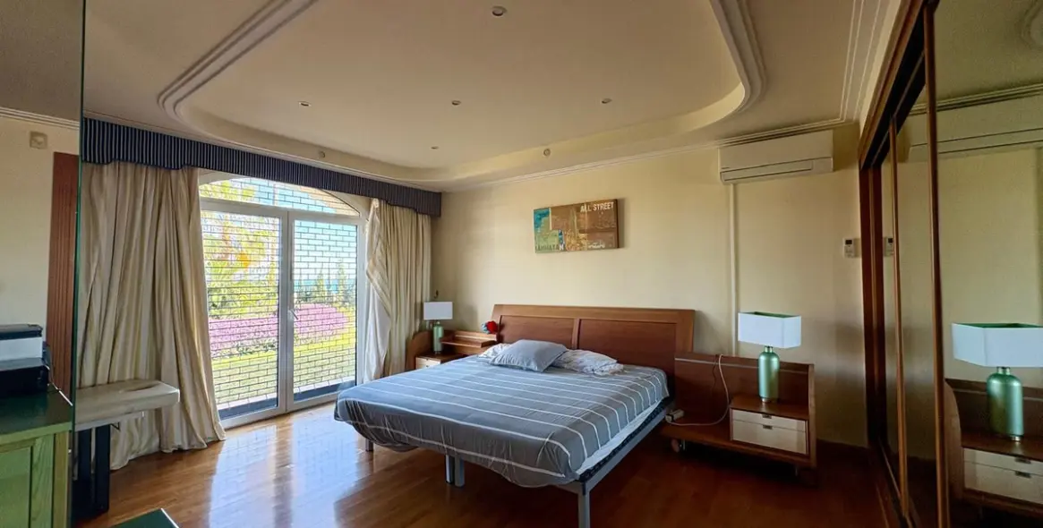 Продажа  отдельно стоящей виллы в Torreblanca 20