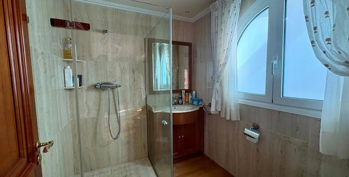 Продажа  отдельно стоящей виллы в Torreblanca 27