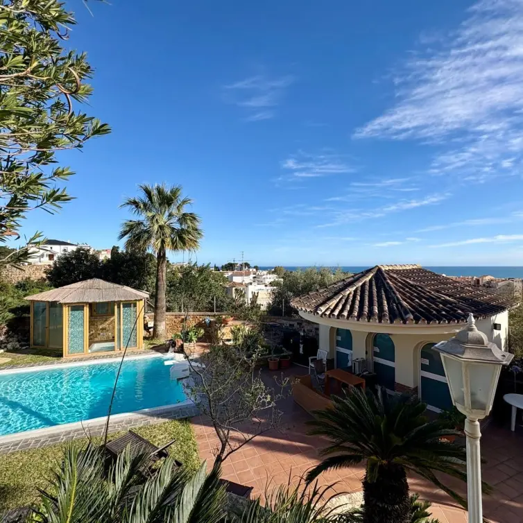 Sale of detached villa in Torreblanca