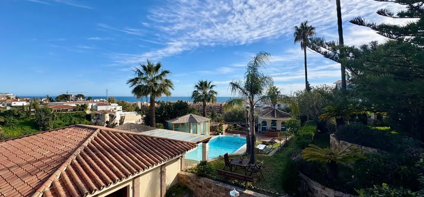 Sale of detached villa in Torreblanca 1
