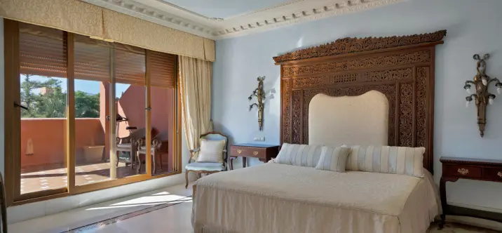 Продажа двухуровневого пентхауса в Guadalmina Baja 2