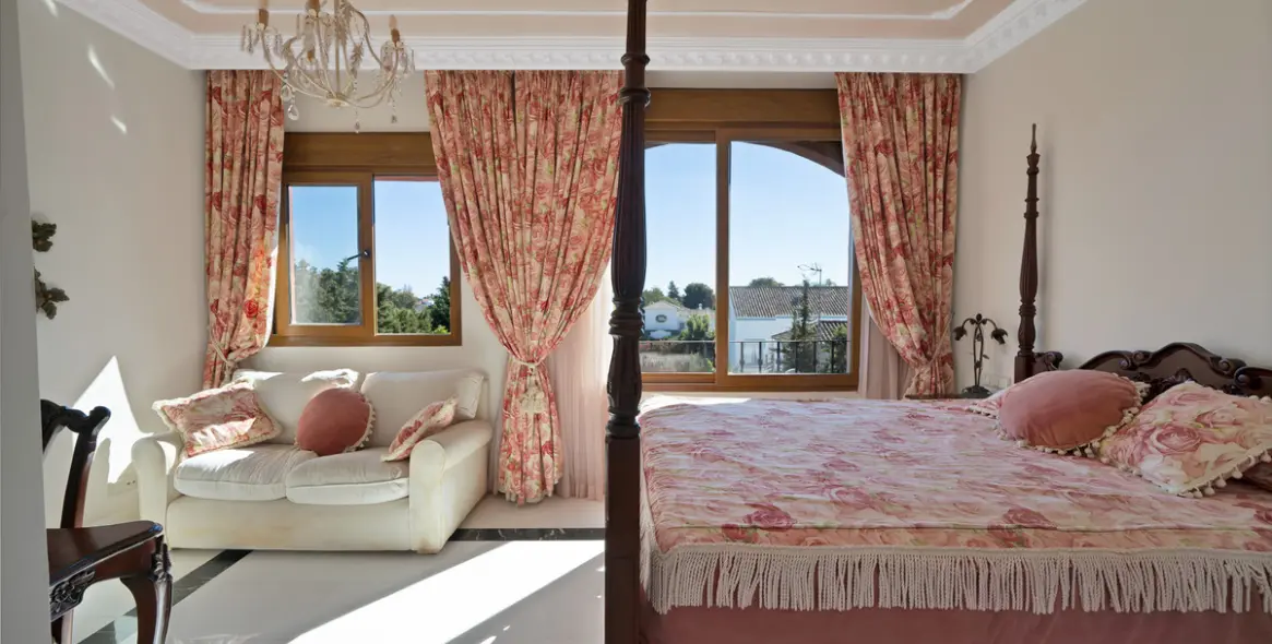 Продажа двухуровневого пентхауса в Guadalmina Baja 5