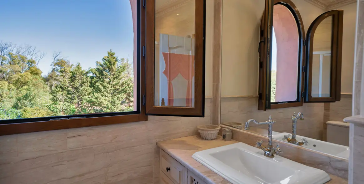 Продажа двухуровневого пентхауса в Guadalmina Baja 15