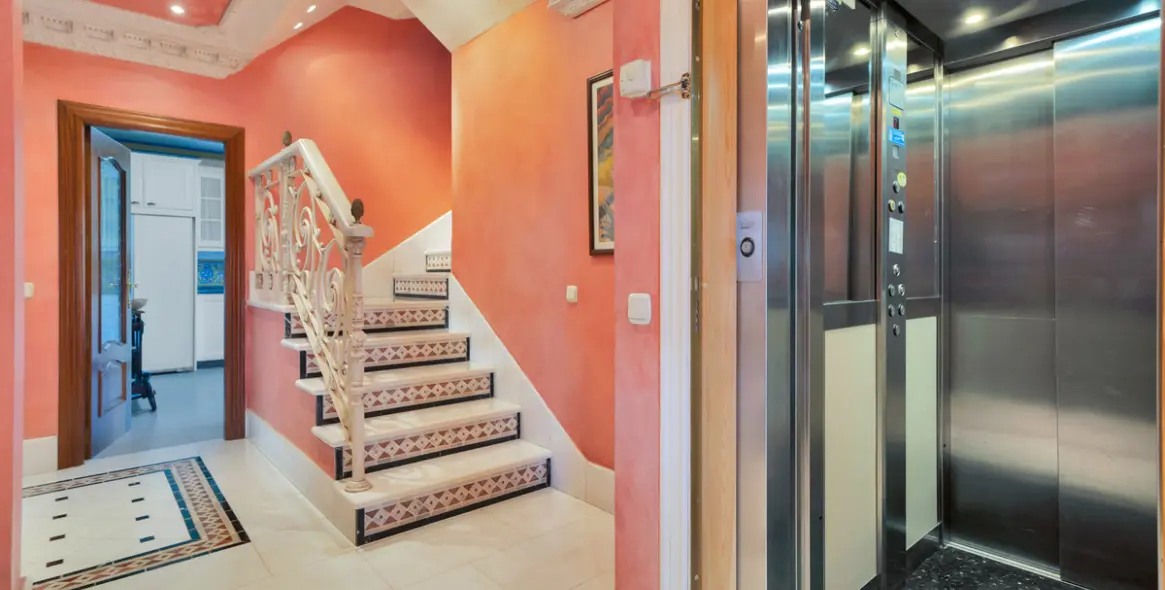 Продажа двухуровневого пентхауса в Guadalmina Baja 18