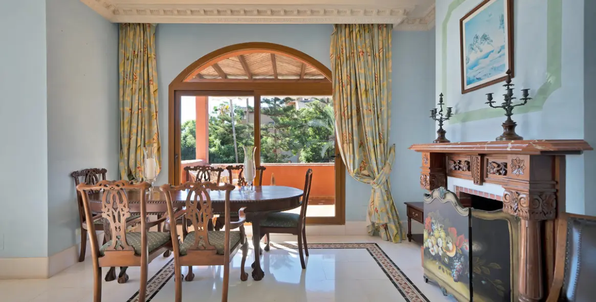 Продажа двухуровневого пентхауса в Guadalmina Baja 29