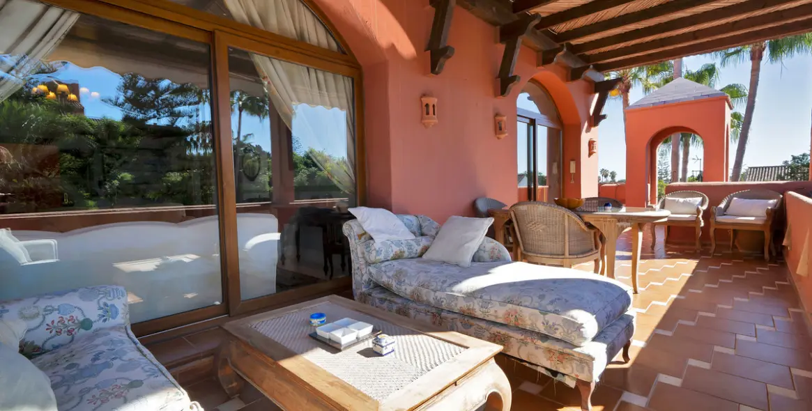 Продажа двухуровневого пентхауса в Guadalmina Baja 41