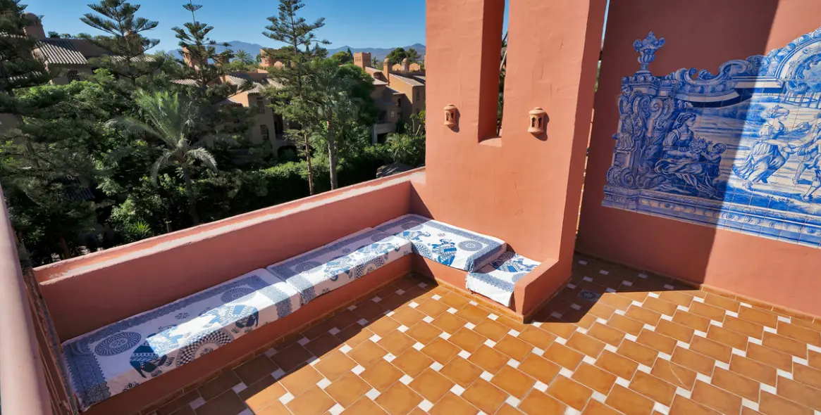 Продажа двухуровневого пентхауса в Guadalmina Baja 45