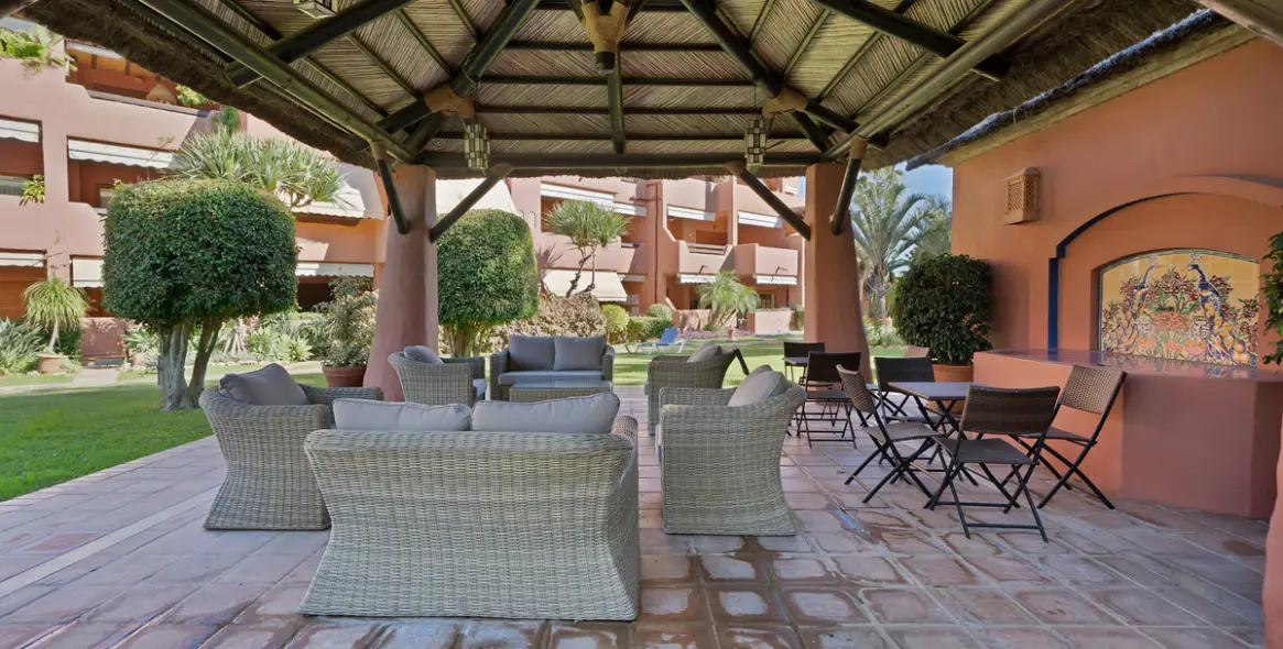 Продажа двухуровневого пентхауса в Guadalmina Baja 52