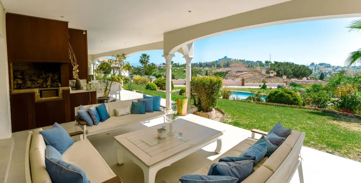 Продажа  отдельно стоящей виллы в Benahavís 4
