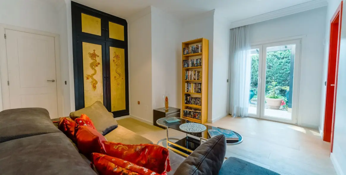 Продажа  отдельно стоящей виллы в Benahavís 20