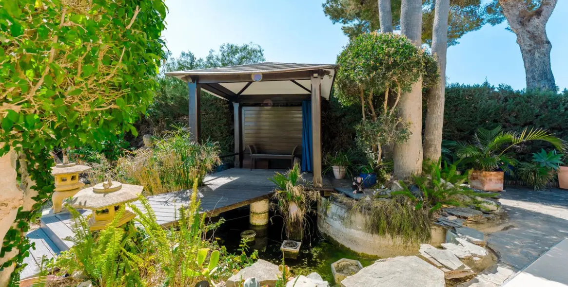 Продажа  отдельно стоящей виллы в Benahavís 26