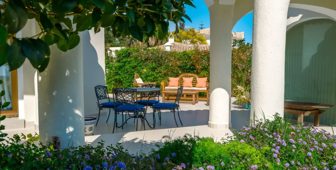 Продажа  отдельно стоящей виллы в Benahavís 30