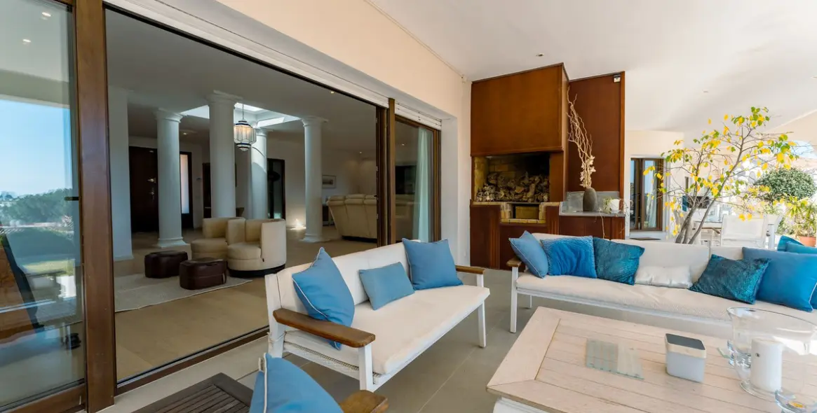 Sale of detached villa in Benahavís 13