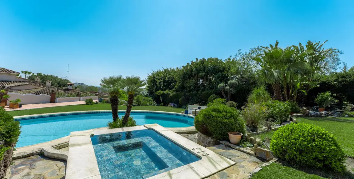 Sale of detached villa in Benahavís 20
