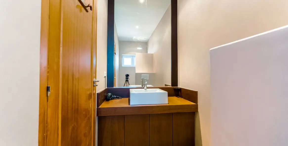 Sale of detached villa in Benahavís 43