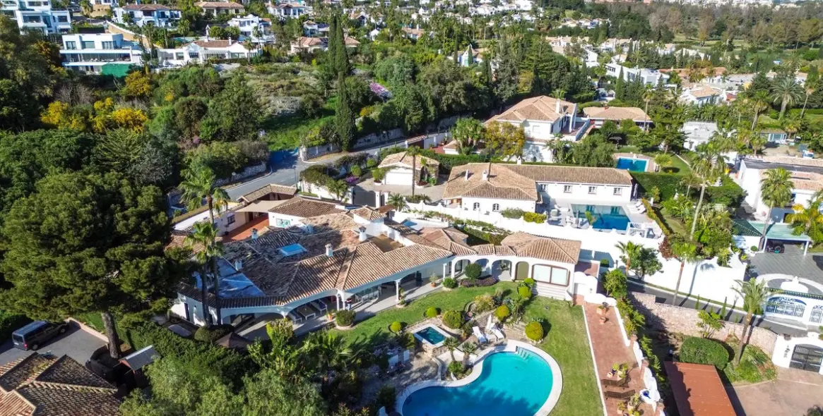 Sale of detached villa in Benahavís 69